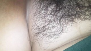 Hot indian bhabhi fingered and handjob by kundan in homemade desi video Thumbnail