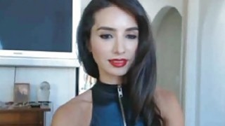 Stunning Webcam Girl In Leather On WebCam Thumbnail